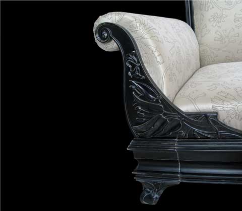 Софа в стиле модерн Материал: Дерево, тонировка. Скульптор: Татьяна Комарчук