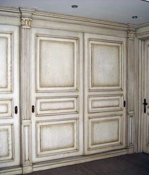 Двери Материал: дерево, патина