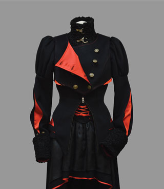 Костюм для верховой езды жакет жилет юбка Материал: Бронза Патина Натуральная кожа. Автор: Татьяна Комарчук