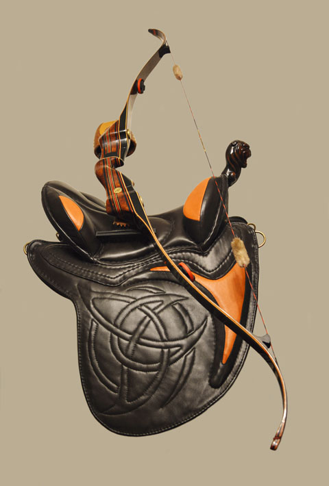 Охотничье прогулочное седло (для стрельбы из лука, ружья) Следопыт Материал: Натуральная кожа, фурнитура Авторы: Татьяна Комарчук, Георгий Бацазов