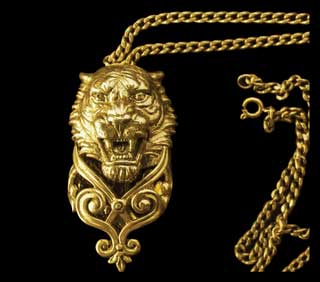 Амулет Власть Тигра Наверише Голова Тигра с орнаментом Материал: Серебро, натуральный клык. Автор: Татьяна Комарчук