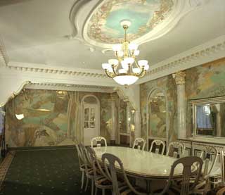 Художественная монументальная роспись стен потолка и декоративных элементов. Автор: Ананьев Андрей