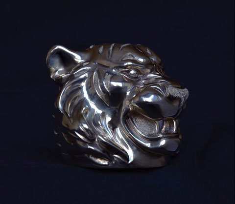 Скульптура: Тигр. Набор из 6-ти Рюмок Животные России. Материал: Бронза, позолота Автор: Татьяна Комарчук