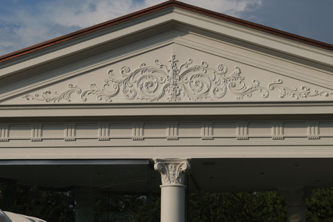 Рельеф: Растительный орнамент Материал: фибробетон. Автор: Татьяна Комарчук