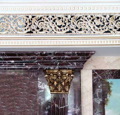 Фриз, капители с горгульями Материал: Акрил, патина. Скульптор: Татьяна Комарчук