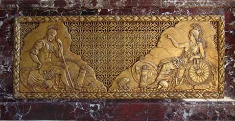 Рельеф в римском стиле Материал: Акрил, патина. Скульптор: Татьяна Комарчук