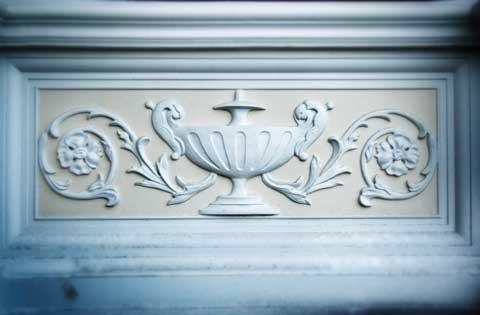 Рельеф  Материал: Бетон, тонирока. Скульптор: Татьяна Комарчук