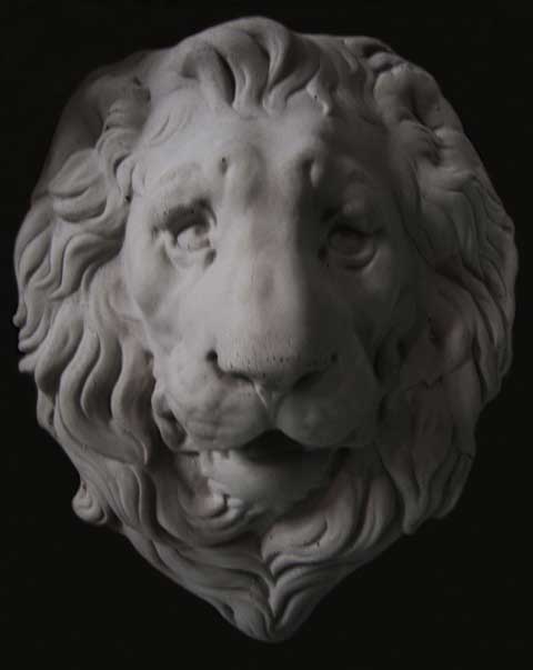 Маска льва Материал: Бетон. Скульптор: Татьяна Комарчук