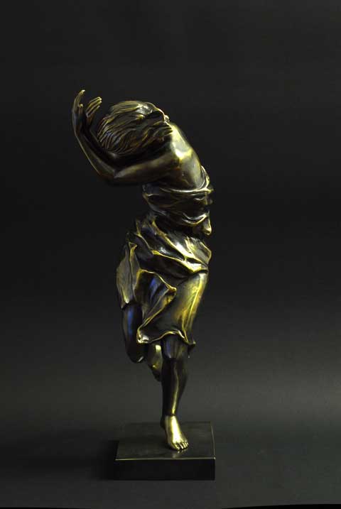 Серия скульптур Танец. (Айседора Дункан) Материал: бронза, патина Автор: Татьяна Комарчук