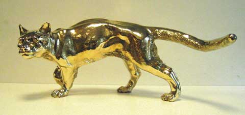 Скульптура: Крадущийся Кот. Материал: Бронза, позолота Автор: Татьяна Комарчук