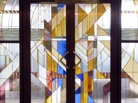 Витраж: Девушка  Техника: Тифани Материал: Стекло. Автор: Андрей Ананьев