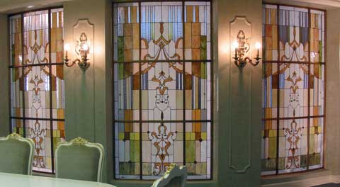 Витраж: Абстракция Техника: Тифани Материал: Стекло. Автор: Андрей Ананьев